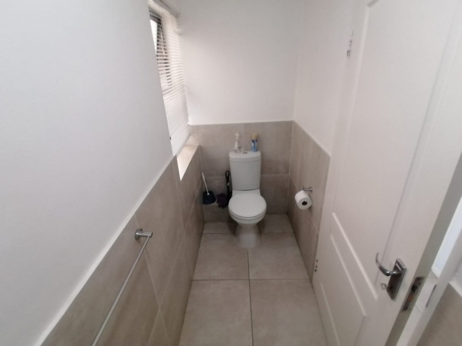 2 Bedroom Property for Sale in Windsor Park Western Cape